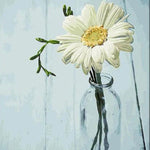 Load image into Gallery viewer, Solitary Flower | Jigsaw Puzzle Australia
